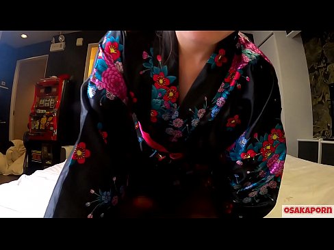 ❤️ Jauna cosplay meitene mīl seksu līdz orgasmam ar skvirtu zirdziņā un blowjob. Āzijas meitene ar matainu kundzi un skaistām krūtīm tradicionālā japāņu tērpā amatieru video, kurā redzama masturbācija ar seksa rotaļlietām. Sakura 3 OSAKAPORN. Porno pie lv.kutjeporno.ru ❌️❤